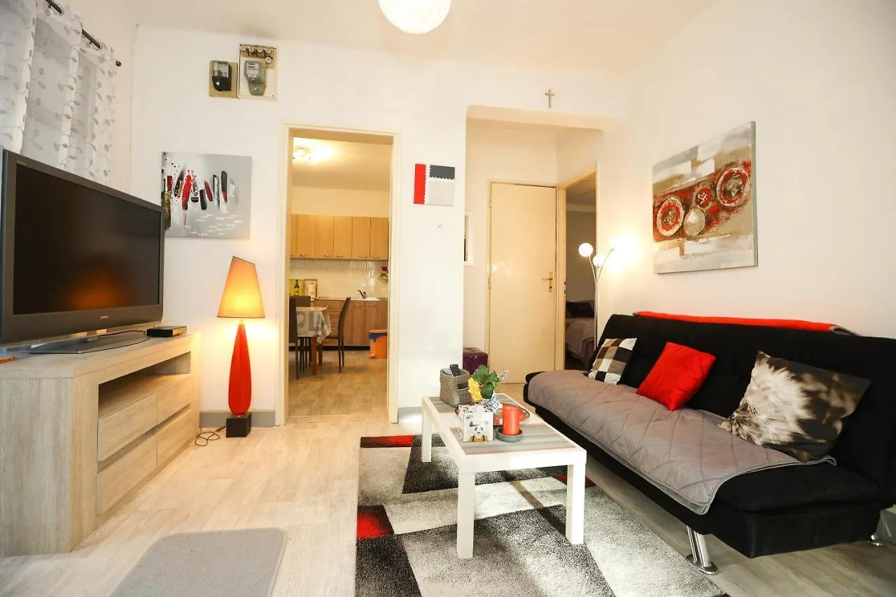 Holiday Home Bura 0*, Bozava