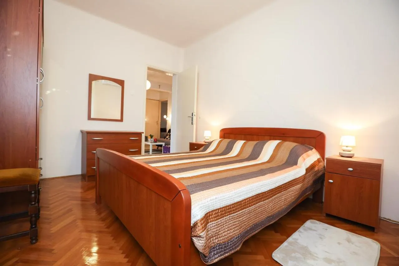 Holiday Home Bura